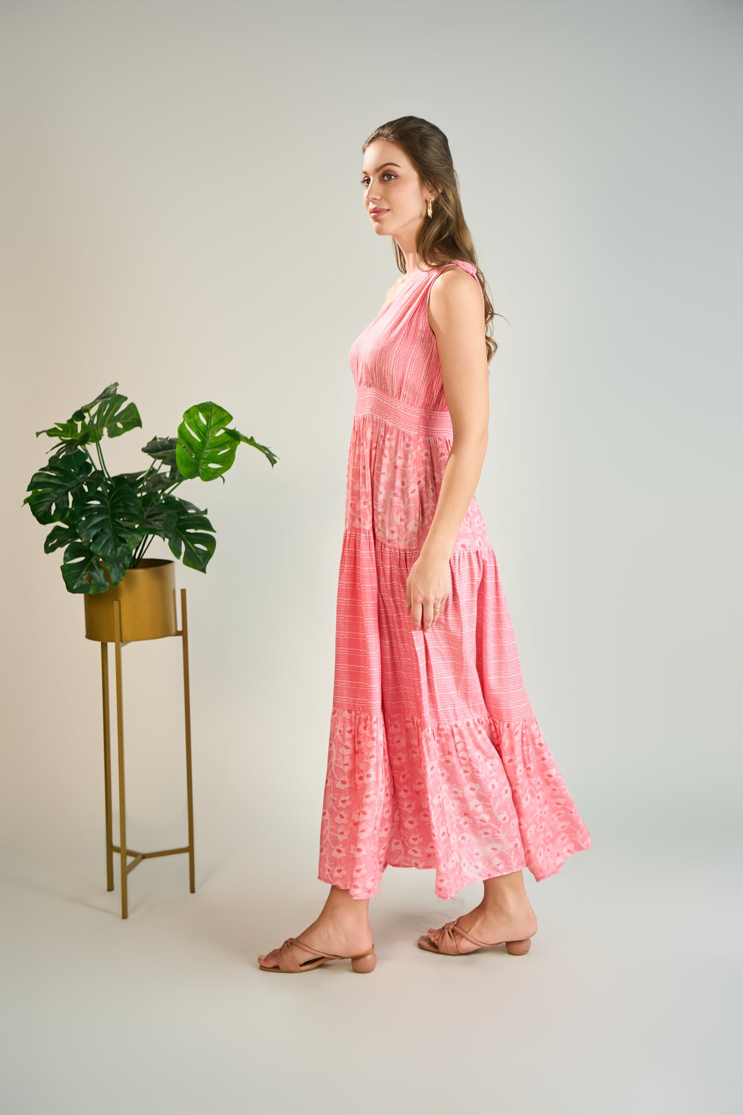Dahlia knot dress